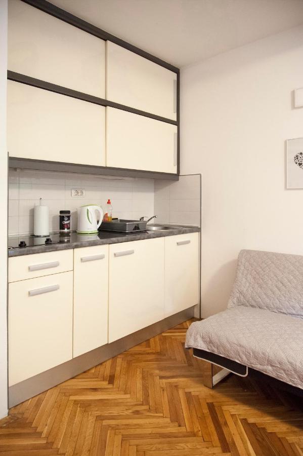Studio Apartment Vijenac Osijek Exterior foto